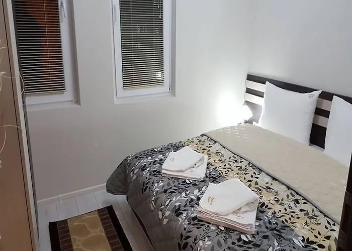 Ayberk * ساندانسكي